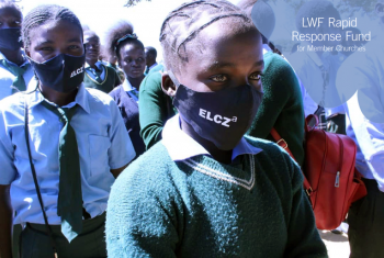 Nyakuleng'a High School students received COVID-19 prevention masks from the Evangelical Lutheran Church in Zambia.  Photos: ELCZa/David Mang'enda