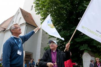 Liberated by God's Grace – Wittenberg Pilgrimage 2016. LWF General Secretary Martin Junge and LWF President at the beginning of the pilgrimage in front of the St. Nikolai Church in Coswig. Photo: LWF/Marko Schoeneberg