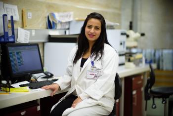 Haneen, a molecular lab technician at AVH since 2011, examines biopsies and provides cancer diagnoses in consultation with hospital pathologists. LWF/M. Renaux