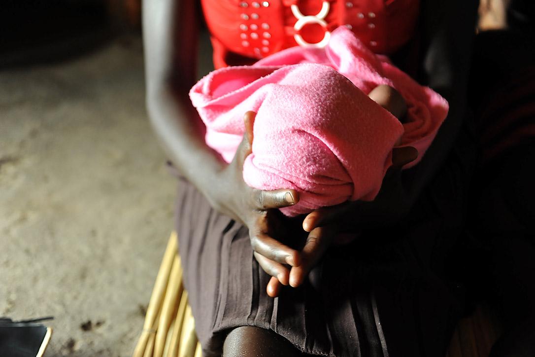 Mary holding her baby. Photo: LWF/M. Renaux