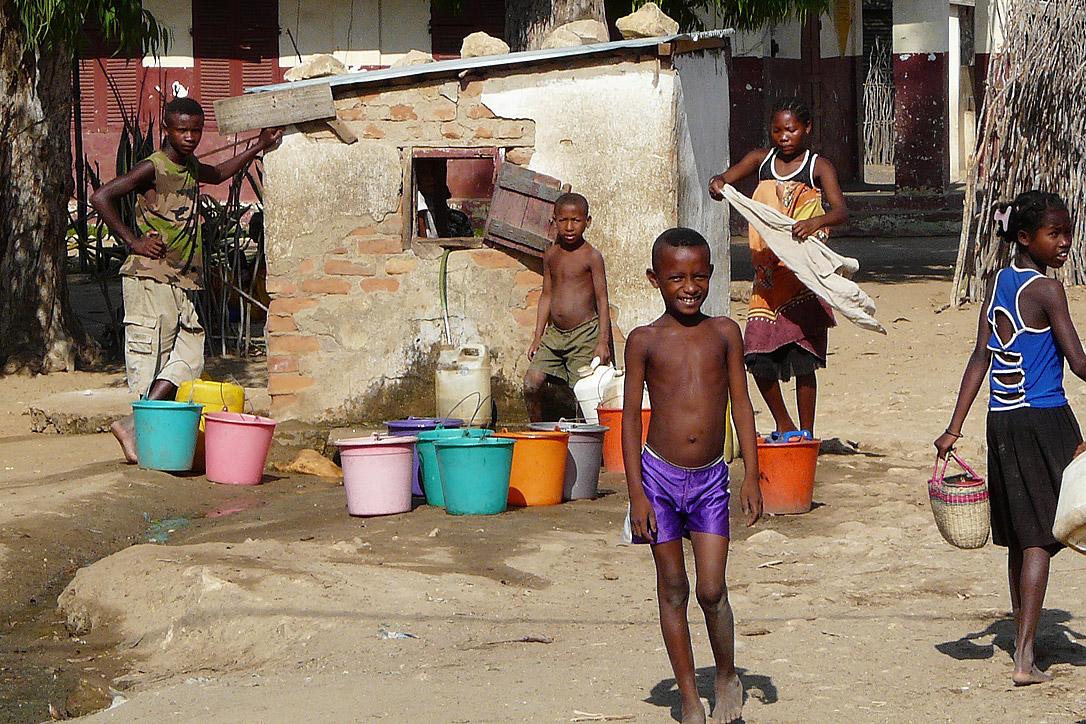 Poverty often denies access to essential resources like safe water. Thanks to efforts of the Malagasy Lutheran Church, the members of this community can fetch clean water to meet their needs. Photo: LWF/J. Schep