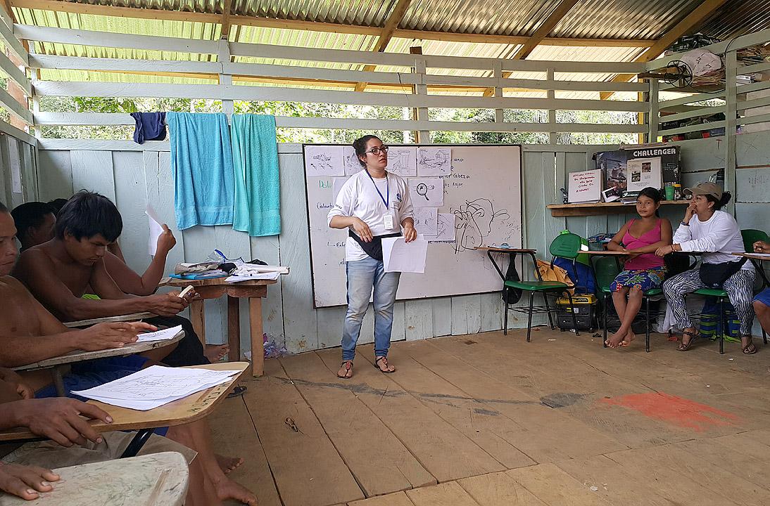 Yuri Guzman conducting a training session in Choco. She says humanitarian work allows her to offer solutions to the problems of people living in a conflict zone. Photo: LWF Colombia