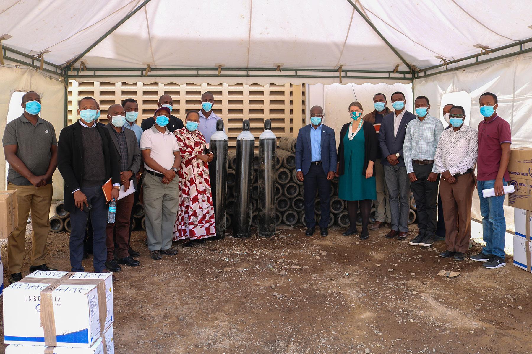 Evangelical Lutheran Church in Tanzania hospitals receive 100 oxygen cylinders and Personal Protective Equipment from the Lutheran Mission Cooperation (LMC) to help meet demand. Erick K. Adolph/ELCT