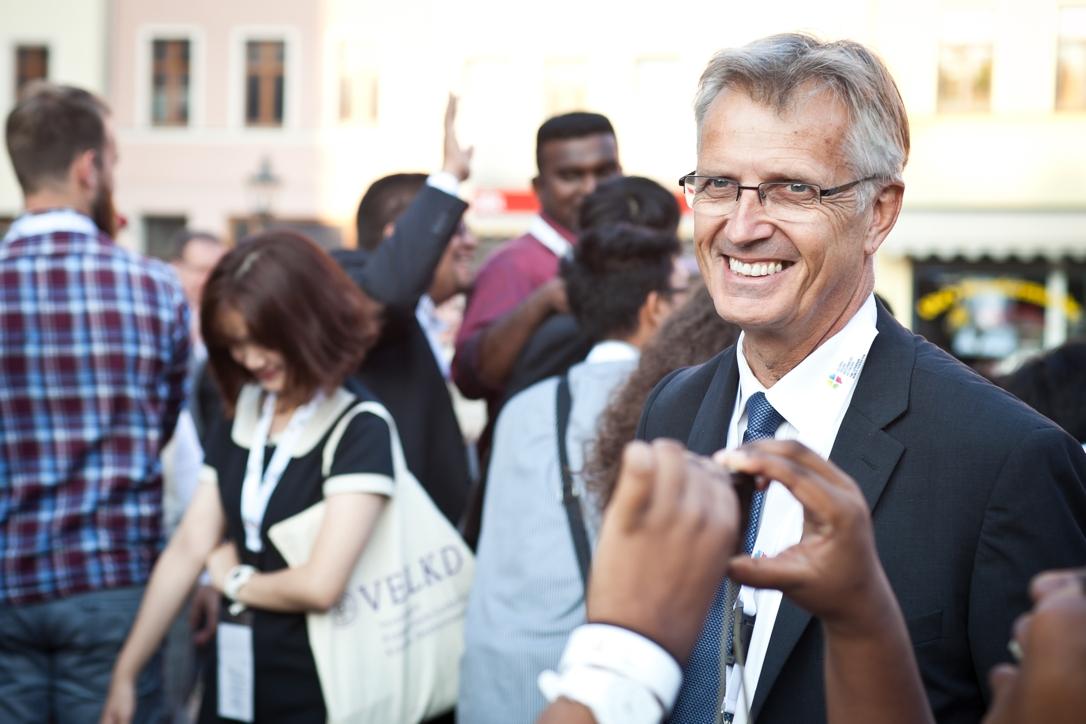 LWF General Secretary Rev. Dr Martin Junge, seen here with delegates of the international workshop for Young Reformers, held in Wittenberg, Germany, August 2015. Photo: Marko Schoeneberg