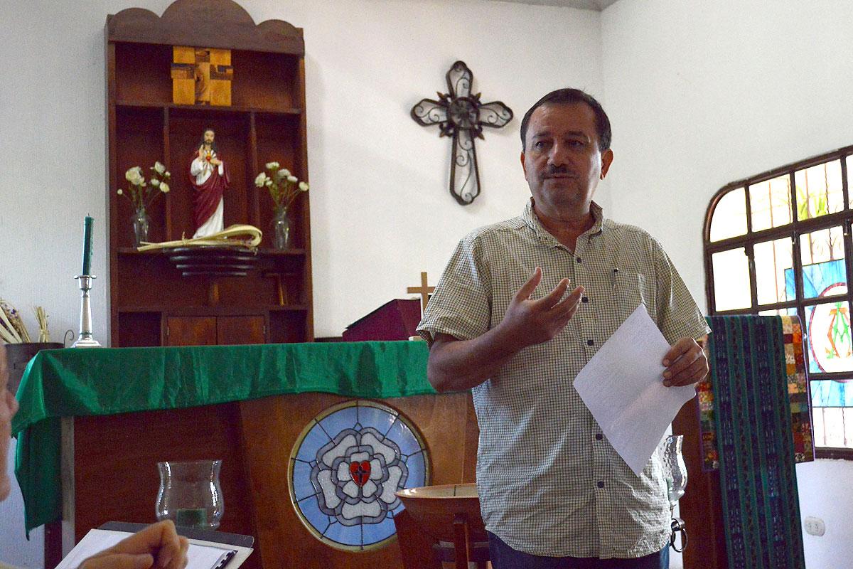 President Rev. JosÃ© Pilar Cabrera of the LWF member church ILUGUA, which also belongs to the Communion of Lutheran Churches in Guatemala. Photo: ILUGUA 