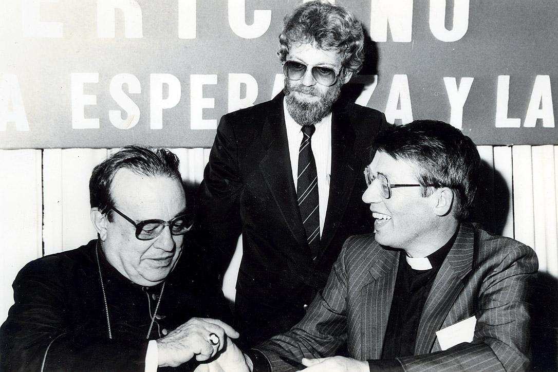 Bishop em. Dr Gunnar StÈ§lsett (right), during his term as LWF General Secretary. Photo: LWF Archives