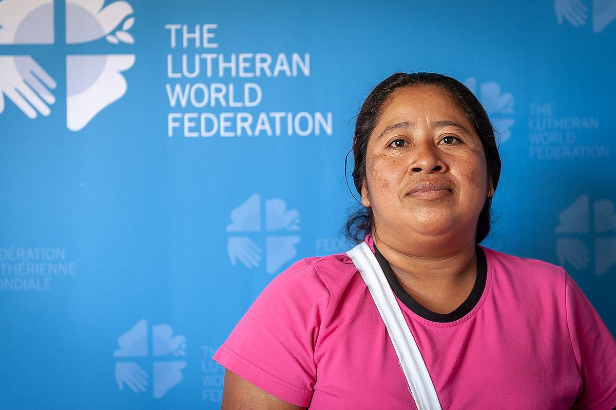 Die guatemaltekische Menschenrechtsverteidigerin Maria Corina Ramirez Hernandez will die Umwelt und die indigene Bevölkerung gleichermaßen schützen. Foto: LWB/Stéphane Gallay