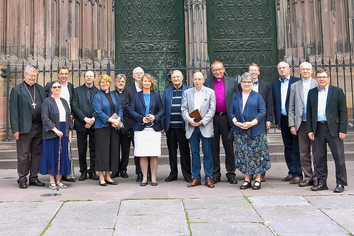 Mitglieder der lutherisch/römisch-katholischen Kommission bei ihrer der letzten Sitzung im Rahmen der Fünften Dialogphase in Straßburg 2018. Foto: IER Straßburg