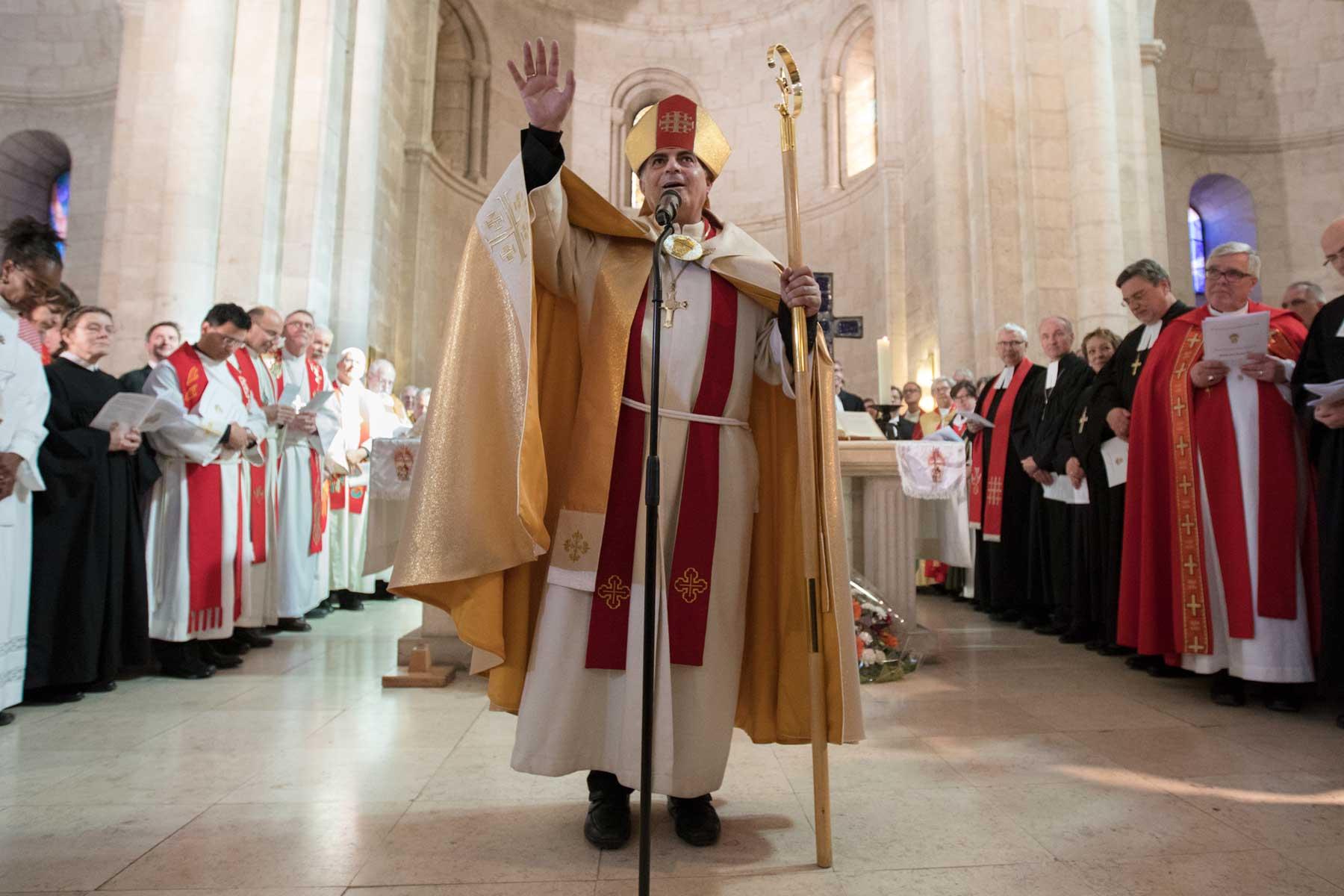 Bischof Azar bei seine Amtseinführung in Bethlehem. Foto: ELKJHL/ Ben Gray