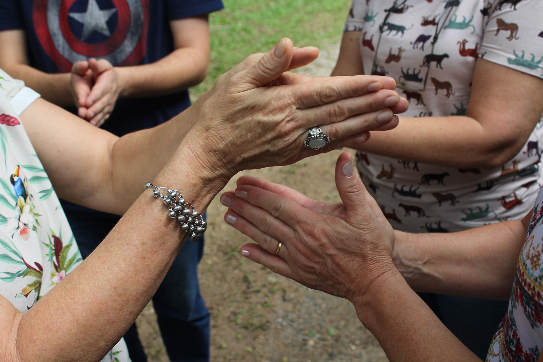 Die Förderung des Dialogs zwischen den Generationen ist eine der Aktivitäten des Jugendnetzwerks in der Evangelischen Kirche Lutherischen Bekenntnisses in Brasilien. Foto: IECLB/Martina Scherer