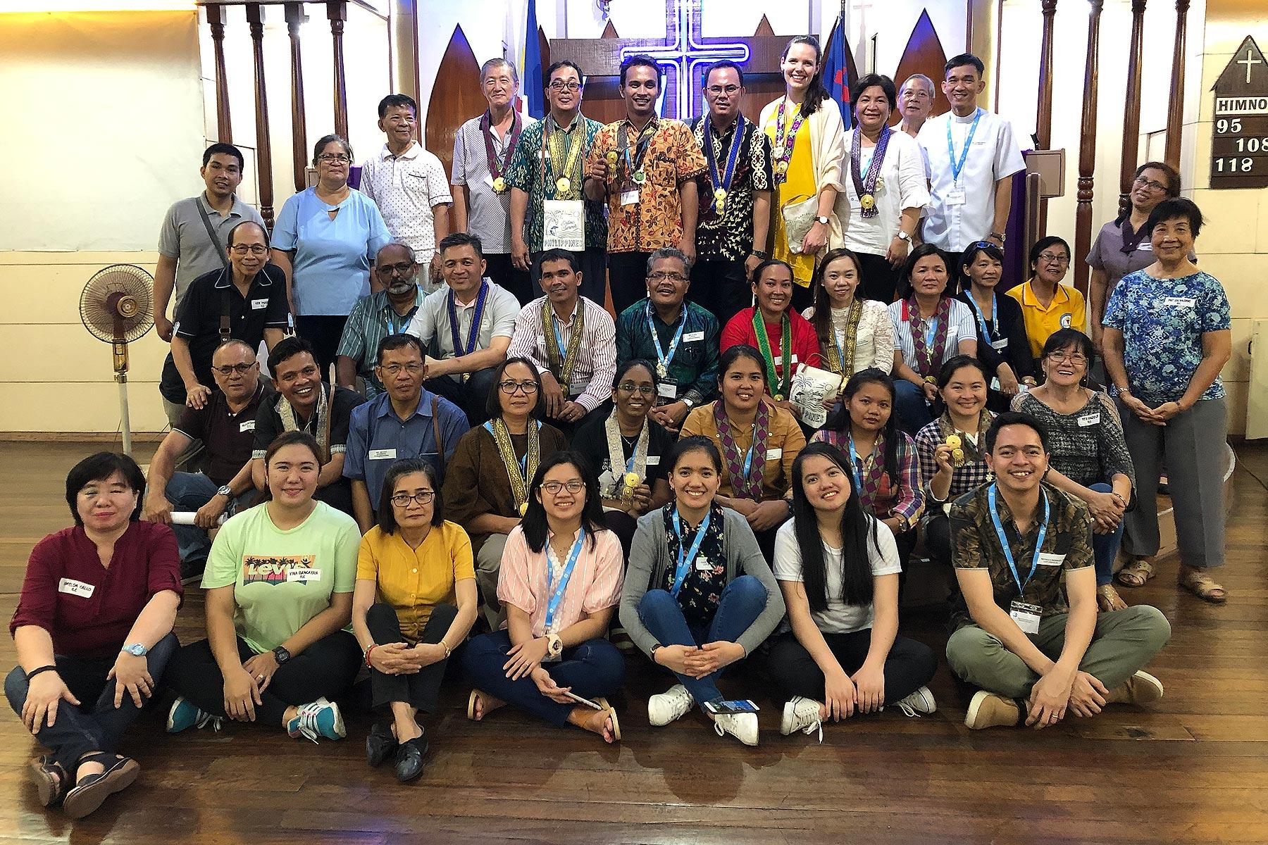 Workshopteilnehmende und Mitarbeitende der lutherischen Immanuel-Gemeinde in Malabon (Manila). Alle Fotos: LWB/Marina Dölker