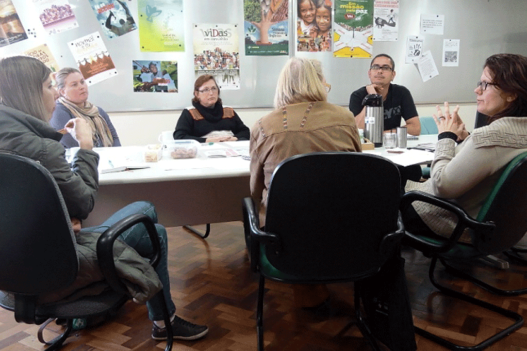 Rede de Diaconia members plan actions for 2015 after closing the 2014 year with positive results. Photo: FLD