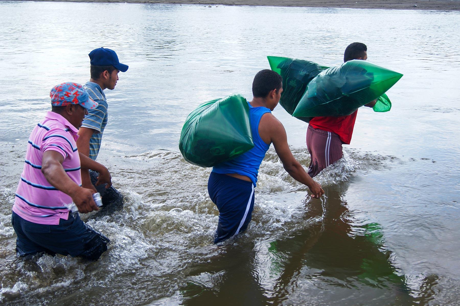 There are many risks on the irregular migration journey from El Salvador to the U.S border. Photo: F. Arucha/ Salvadoran Lutheran Church