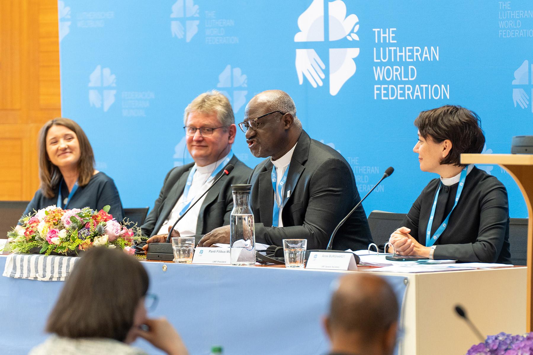 Looking forward to the Thirteenth Assembly: (from left) Anna Wrzesińska, Chairperson of the Local Assembly Planning Committee, Jerzy Samiec, Presiding Bishop of the Evangelical Church of the Augsburg Confession in Poland, LWF President Panti Filibus Musa and LWF General Secretary Anne Burghardt. Photo: LWF/S. Gallay