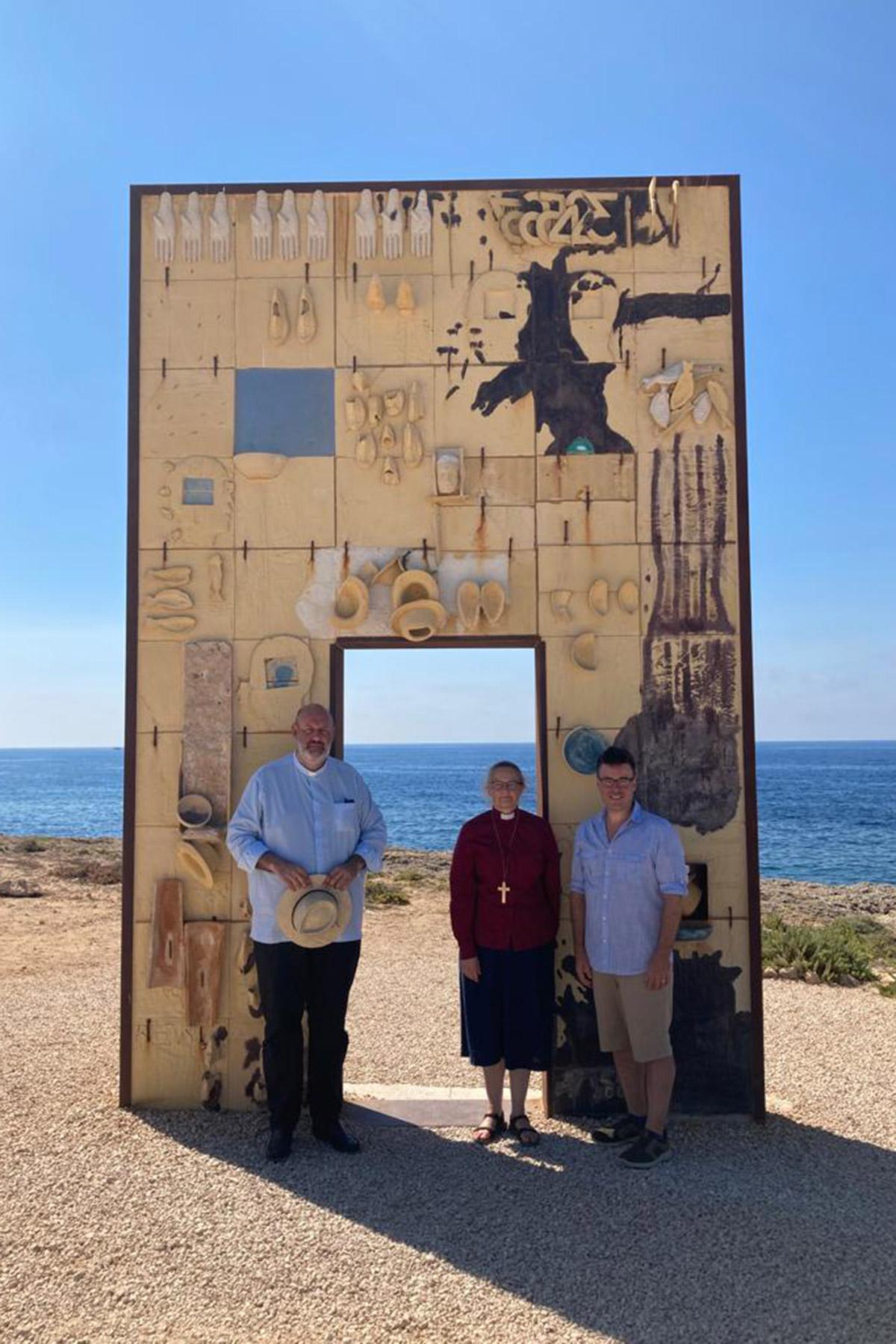 Lampedusa: Door to Europe
