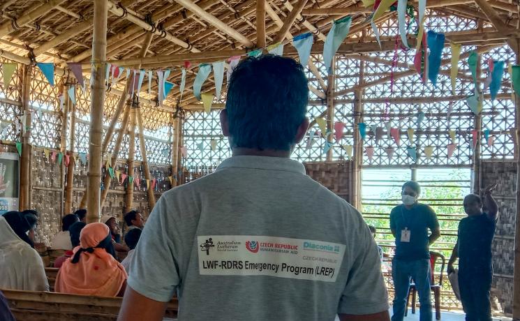 Before starting any new activities for Rohingya refugees, RDRS Bangladesh staff carry out a comprehensive needs assessment with the local community to make sure that vulnerable people can access the support and services they need. All photos: RDRS Bangladesh/B. Wadud