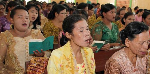Women's choir during Sunday worship at The Indonesian Christian Church in Medan, Northern Sumatra. Â© LWF/Anto Akkara