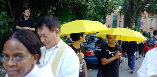 Protesters outside St Johnâs cathedral, Hong Kong. Photo: Neil Vigers/Anglican Communion Office