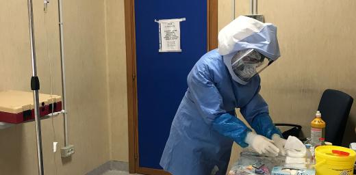 A nurse at the Villa Betania Evangelical Hospital wearing full protective gear to fight the spread of the COVID-19 virus. Photo: Brandmaker