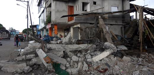 On April 16, an earthquake registering 7.8 magnitude struck off Ecuadorâs central coast, causing widespread damage. Photo: Agencia de Noticias ANDES (CC-BY-SA)