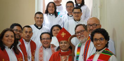 Candidates for ordination and clergy from sister churches and partner organizations of  the Christian Lutheran Church of Honduras during the 29th General Assembly, held in Tegucigalpa. Photo: Vera Morales