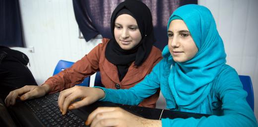 Young women in a Peace Oasis computer workshop. Photo: LWF/ M. de la Guardia