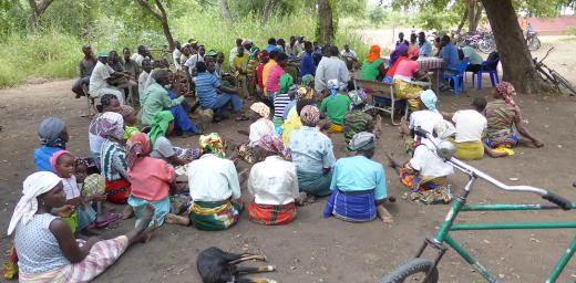  Community consultation in Mozambique prior to UN human rights investigations. Photo: LWF/ S. Oftadeh