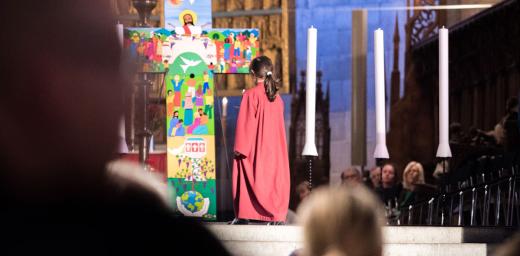 Participants prepare for the 31 October 2016 prayer service in Lund Cathedral, Sweden. The Salvadoran cross used for the event depicts the Triune Godâs creative, reconciling and sanctifying work. Photo: LWF/Albin Hillert