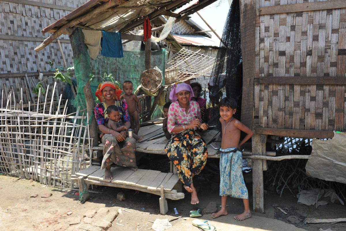 A family in Nget Chaung-2 IDP camp in Pauk Taw, Myanmar. Photo: LWF/ C. Kästner