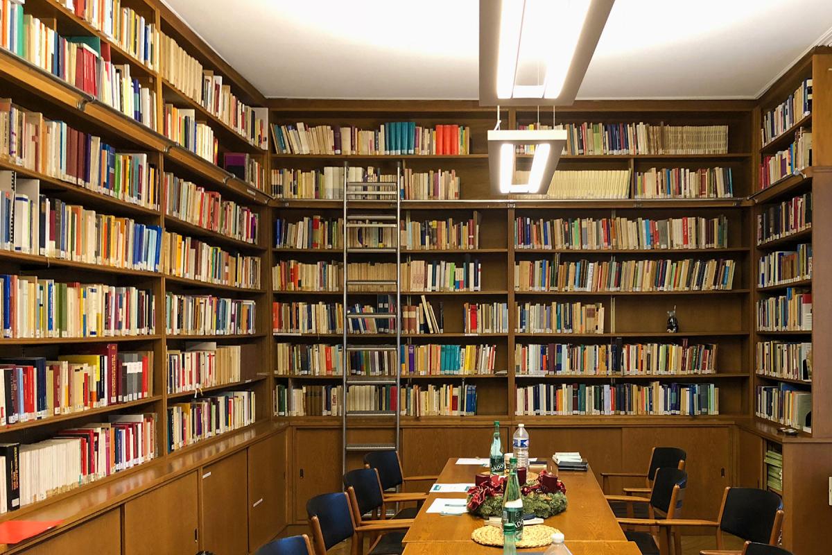 Library of the Institute for Ecumenical Research in Strasbourg. Photo: LWF/A. Danielsson