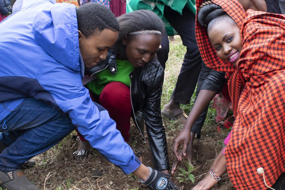  Young people from the Kenya Evangelical Lutheran Church lead a tree-planting campaign. Photo: KELC Youth  